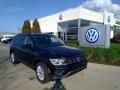 Deep Black Pearl - Tiguan S 4MOTION Photo No. 1