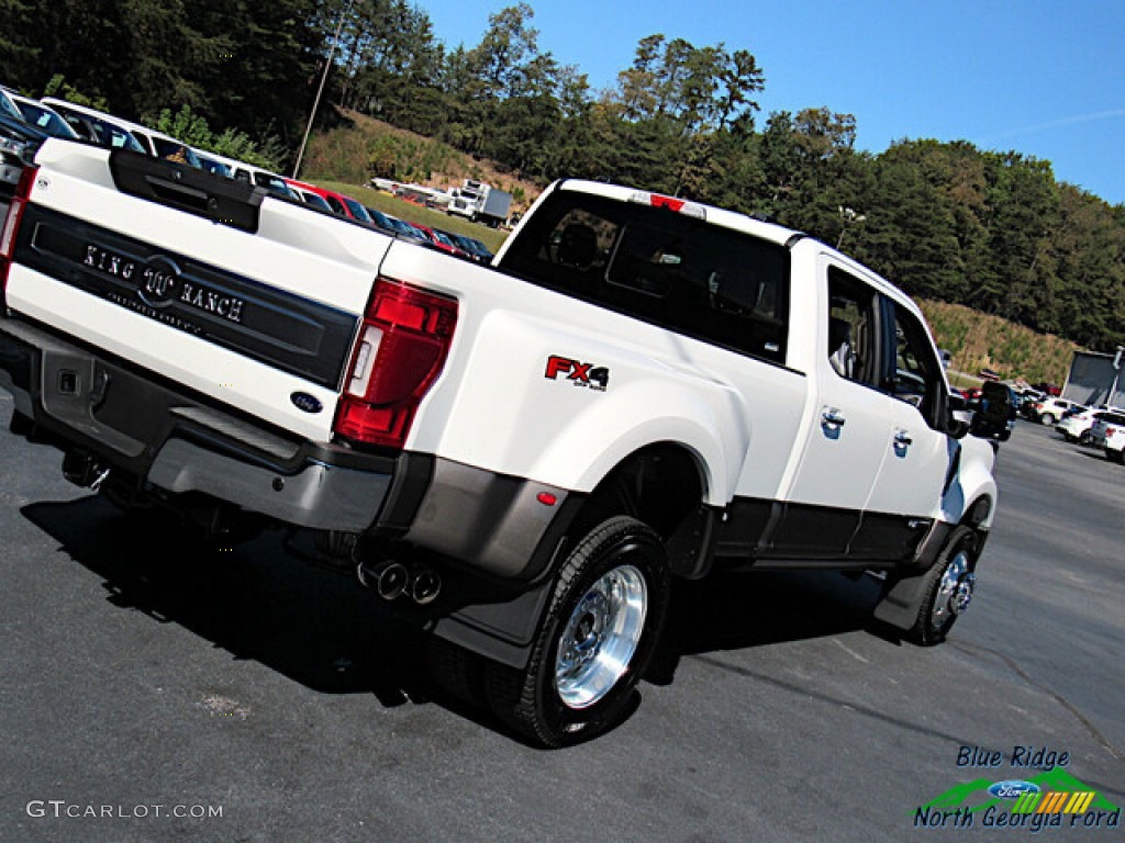 2020 F450 Super Duty King Ranch Crew Cab 4x4 - Star White Metallic Tri-Coat / King Ranch Java photo #36