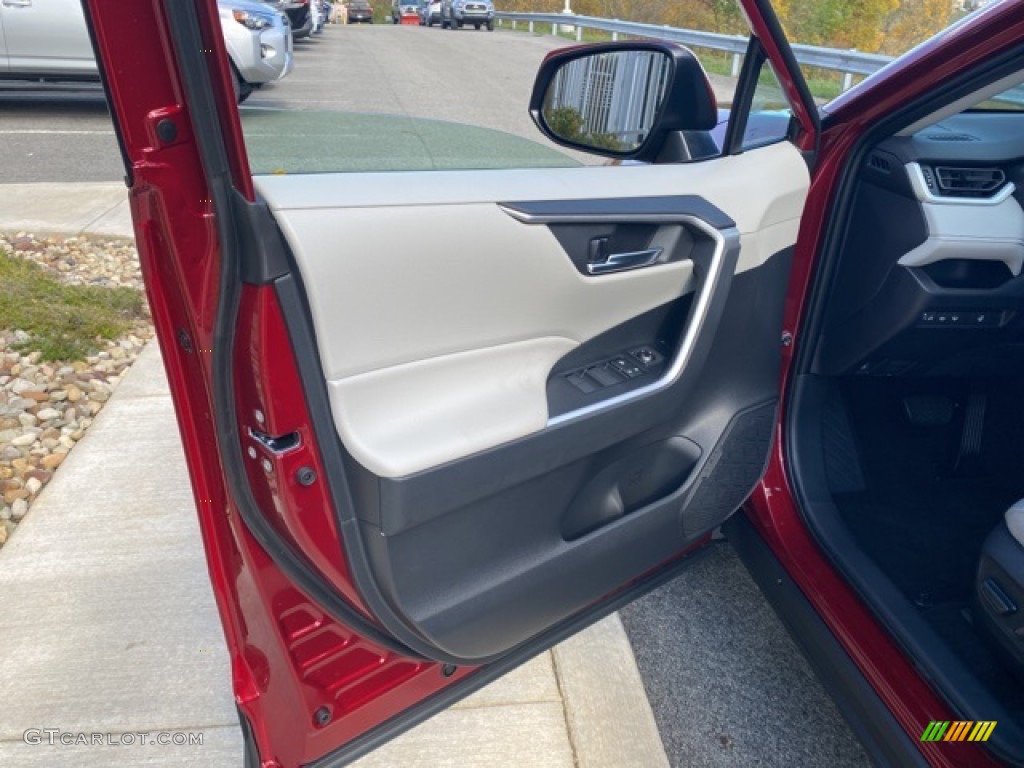 2021 Toyota RAV4 XLE AWD Hybrid Light Gray Door Panel Photo #139965904