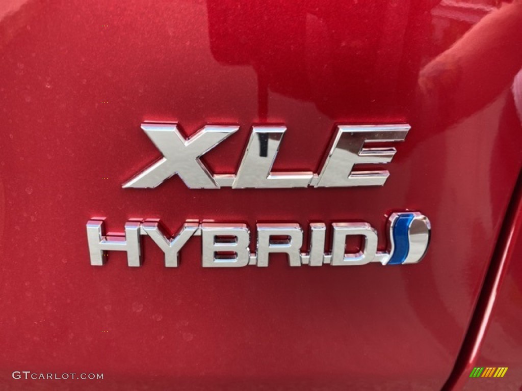 2021 Toyota RAV4 XLE AWD Hybrid Marks and Logos Photo #139966021