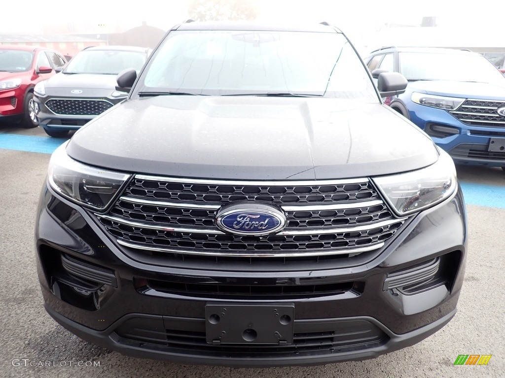 2020 Explorer XLT 4WD - Agate Black Metallic / Ebony photo #4