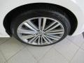 2014 Volkswagen Passat 1.8T Sport Wheel and Tire Photo