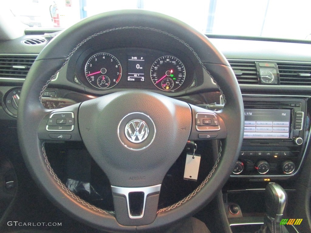2014 Volkswagen Passat 1.8T Sport Sport Black/Gray Steering Wheel Photo #139967955