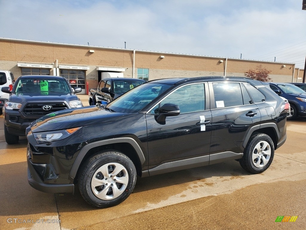 2021 RAV4 LE - Midnight Black Metallic / Black photo #1