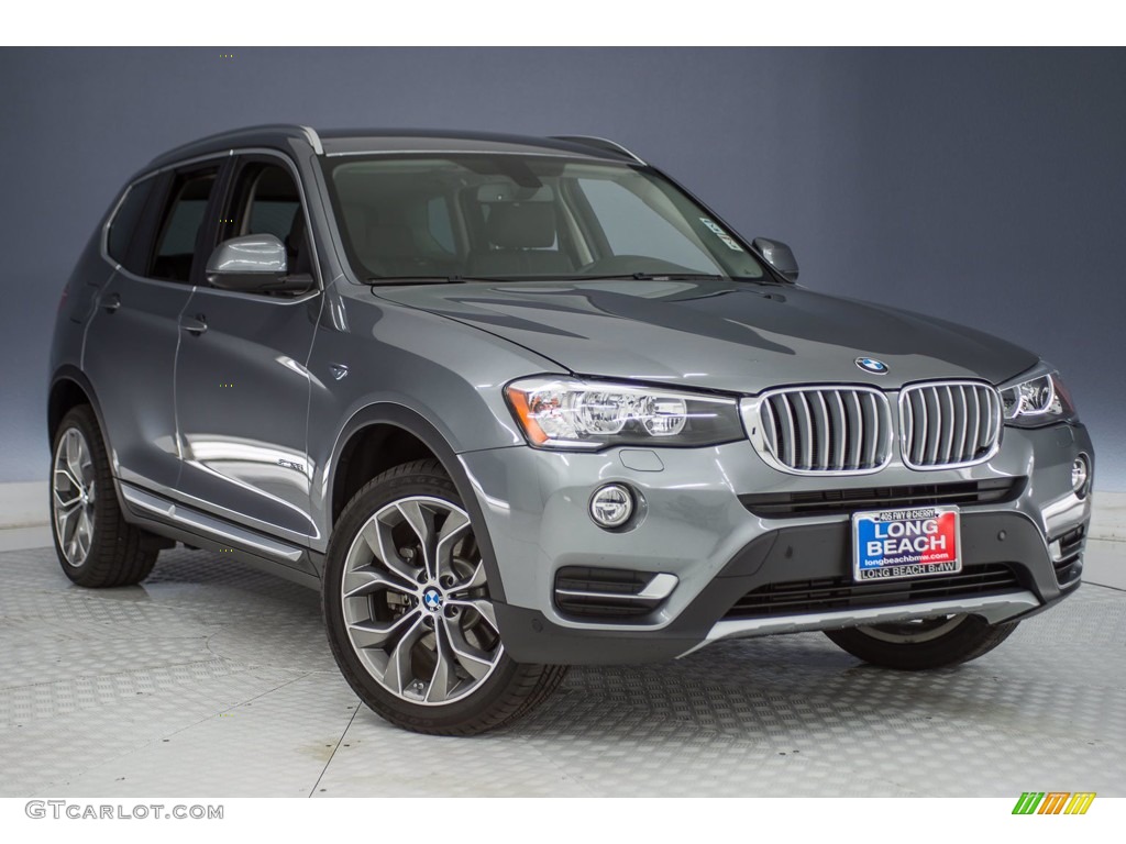 2017 X3 sDrive28i - Space Gray Metallic / Black photo #12