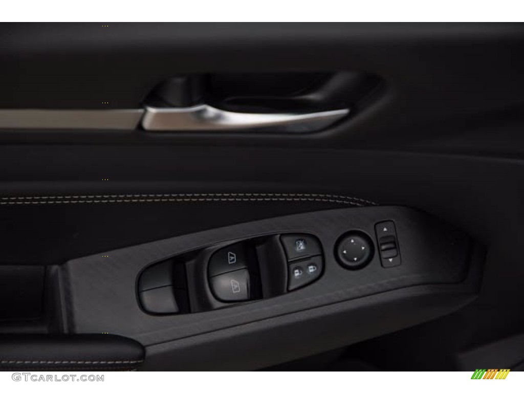2019 Nissan Altima SL Controls Photo #139971673
