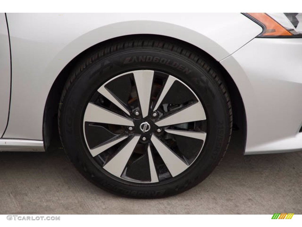 2019 Nissan Altima SL Wheel Photo #139971802