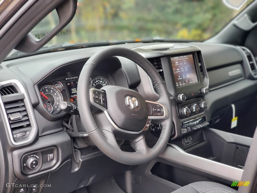 2021 1500 Big Horn Quad Cab 4x4 - Granite Crystal Metallic / Black photo #7