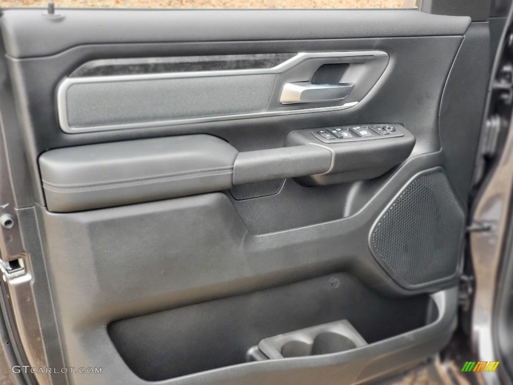 2021 1500 Big Horn Quad Cab 4x4 - Granite Crystal Metallic / Black photo #8