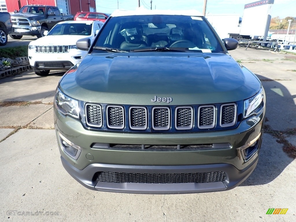 2021 Compass 80th Special Edition 4x4 - Olive Green Pearl / Black photo #7