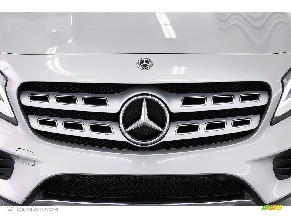 2018 GLA 250 4Matic - Polar Silver Metallic / Black photo #30