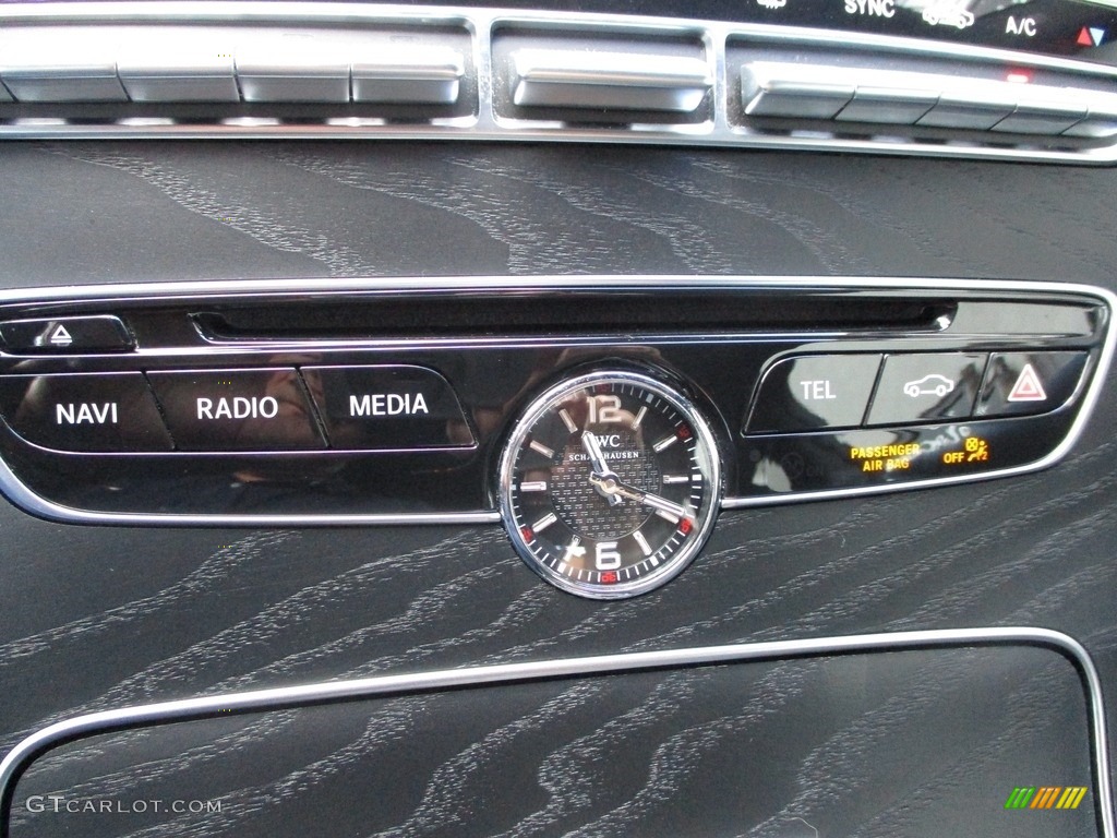 2017 Mercedes-Benz C 63 AMG Coupe Controls Photo #139977736