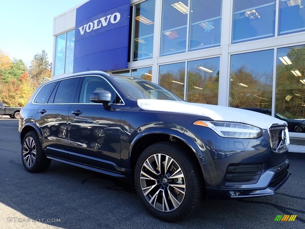 2021 XC90 T5 AWD Momentum - Denim Blue Metallic / Blonde/Charcoal photo #1
