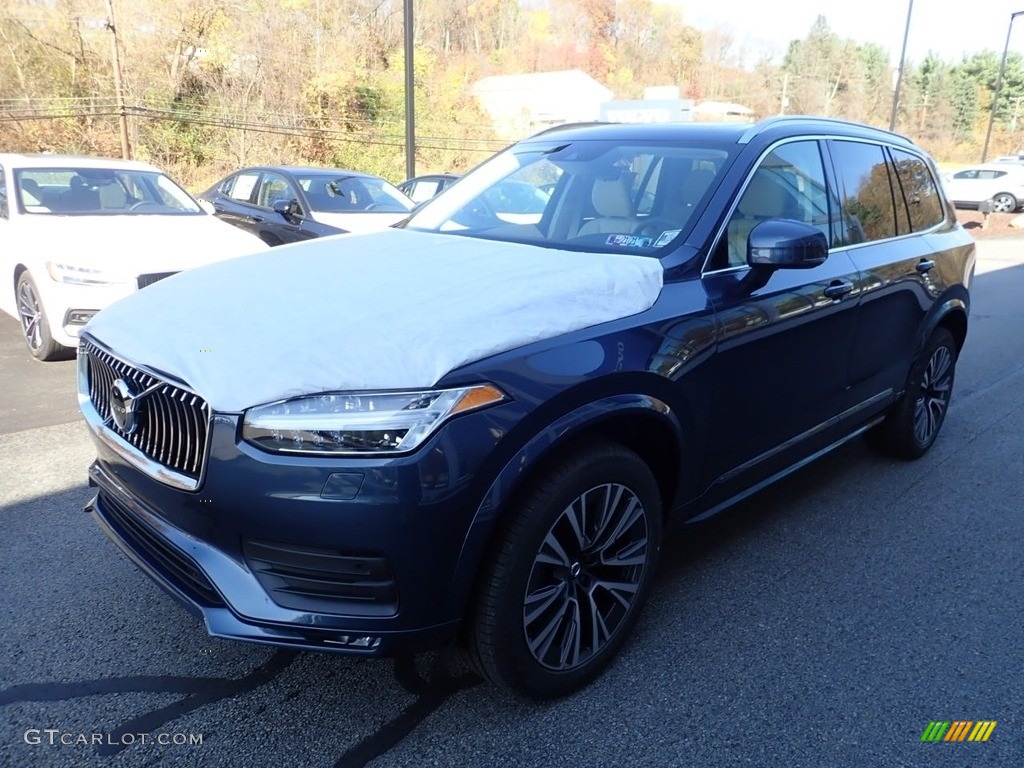 2021 XC90 T5 AWD Momentum - Denim Blue Metallic / Blonde/Charcoal photo #5