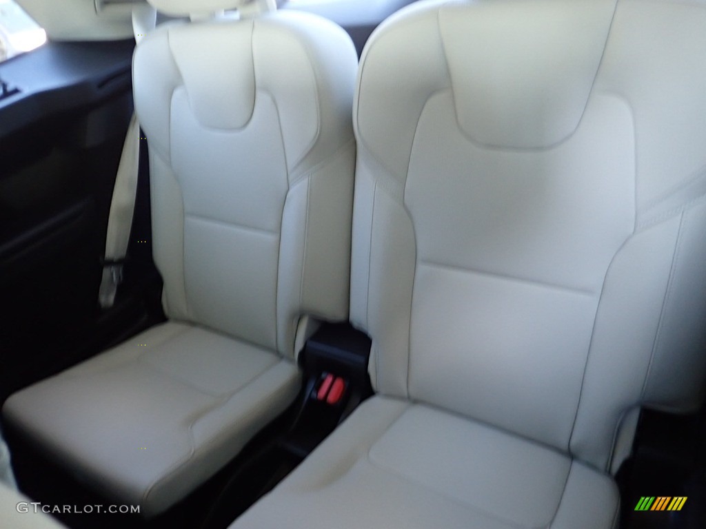 2021 XC90 T5 AWD Momentum - Denim Blue Metallic / Blonde/Charcoal photo #9
