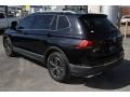 Deep Black Pearl - Tiguan SEL Photo No. 6