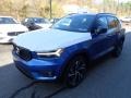 2021 Bursting Blue Metallic Volvo XC40 T5 R-Design AWD  photo #5