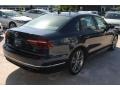 Tourmaline Blue Metallic - Passat R-Line Photo No. 9