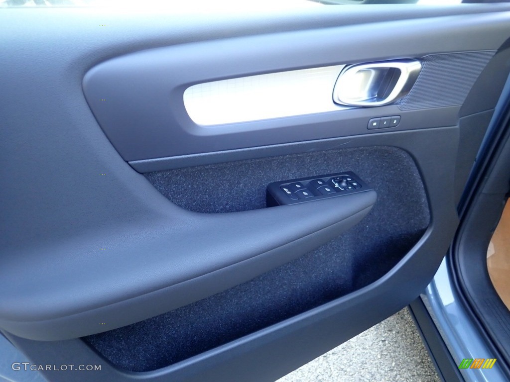 2021 XC40 T5 Momentum AWD - Thunder Grey Metallic / Charcoal photo #11