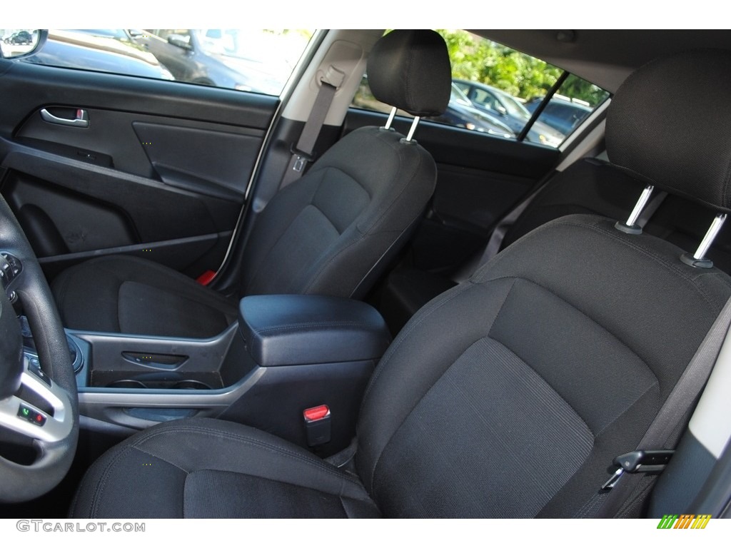 2012 Sportage LX - Clear White / Black photo #12
