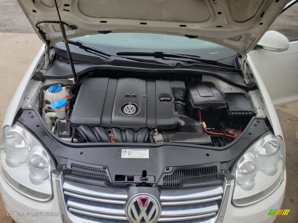 2010 Jetta SE Sedan - Candy White / Cornsilk Beige photo #22