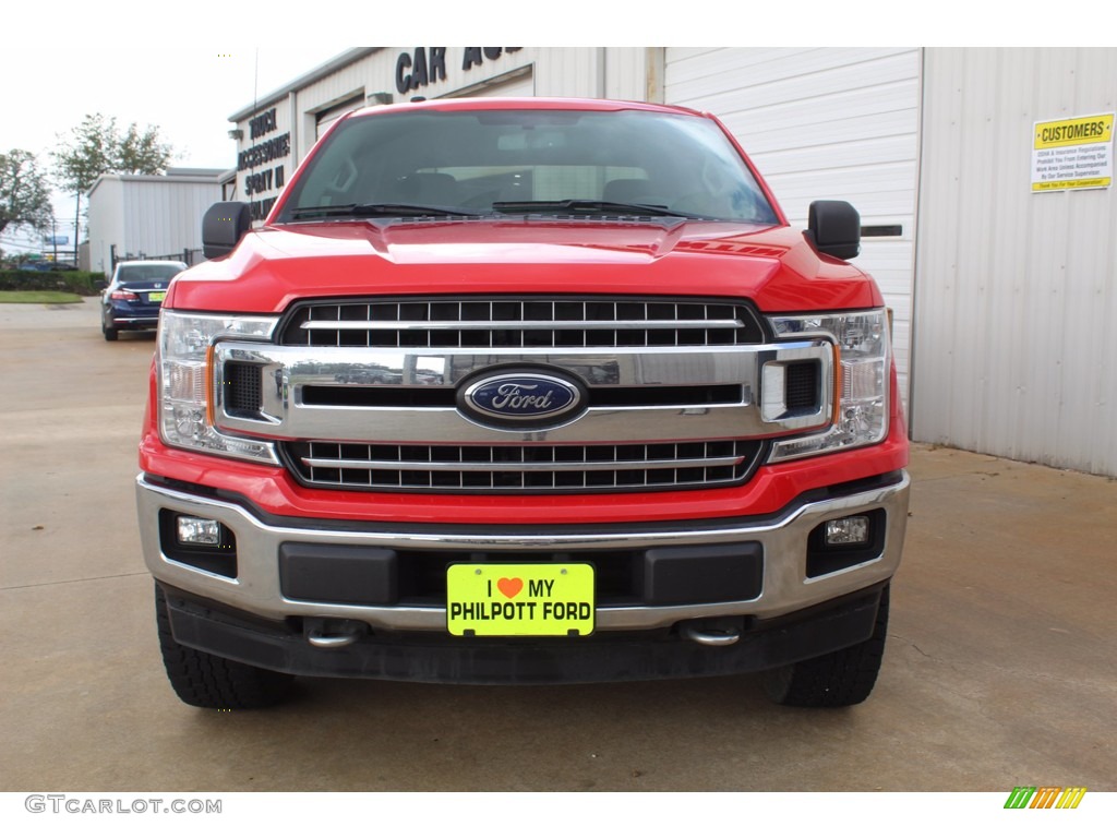 2018 F150 XLT SuperCrew 4x4 - Race Red / Earth Gray photo #3