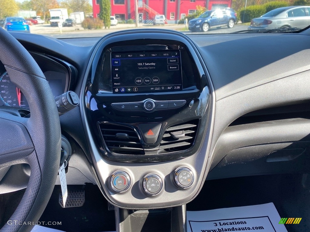 2019 Chevrolet Spark LS Controls Photo #139989304