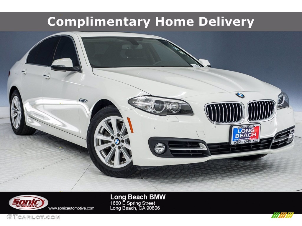 2015 5 Series 528i Sedan - Alpine White / Black photo #1