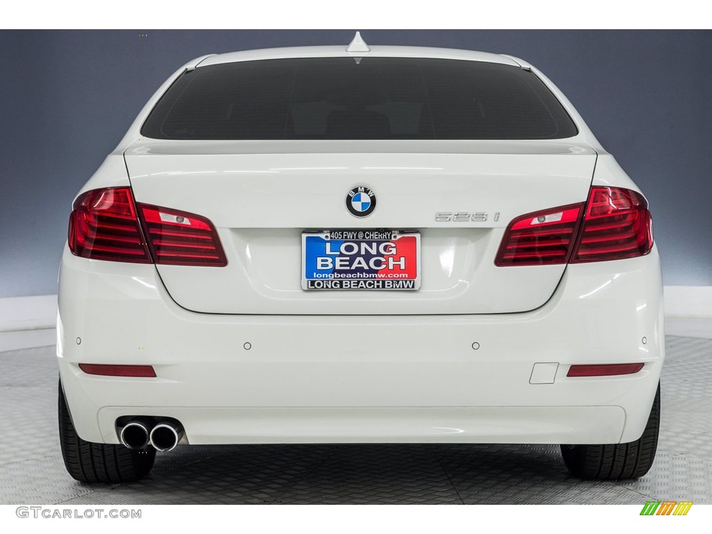 2015 5 Series 528i Sedan - Alpine White / Black photo #3