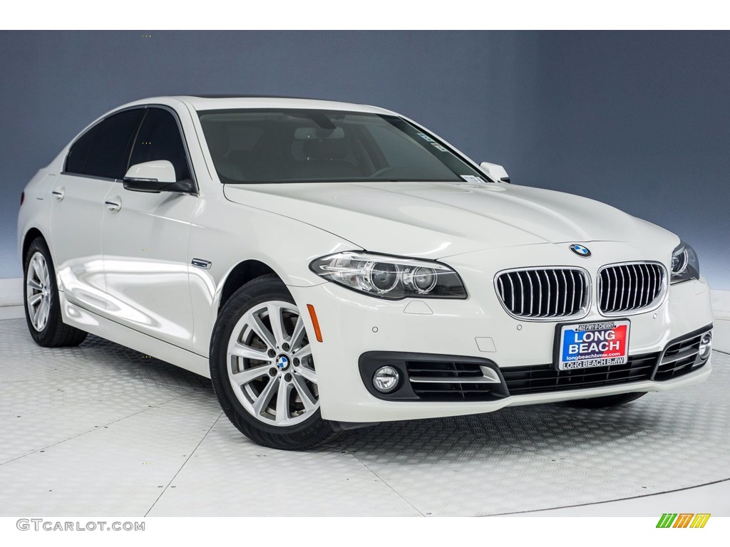 2015 5 Series 528i Sedan - Alpine White / Black photo #12