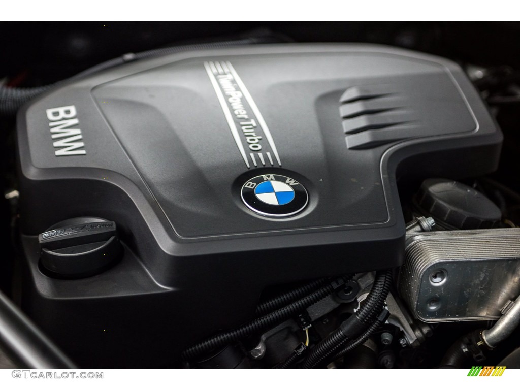2015 5 Series 528i Sedan - Alpine White / Black photo #24