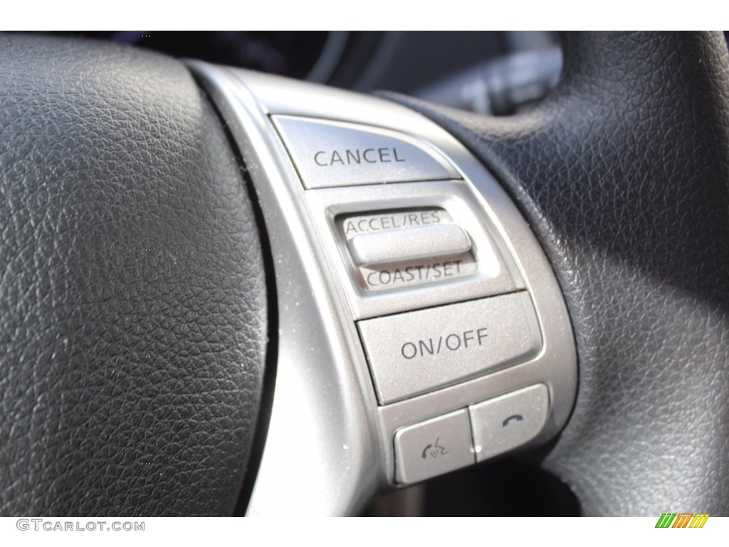 2016 Nissan Rogue S Charcoal Steering Wheel Photo #139990870