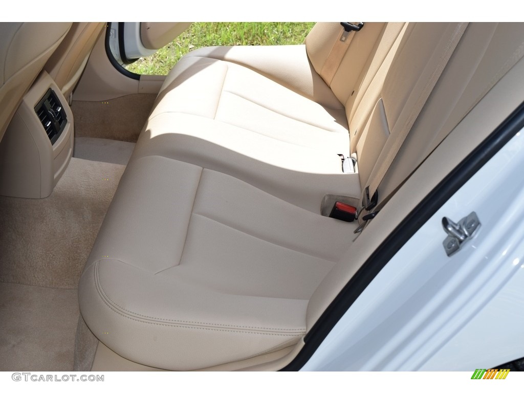 2015 BMW 3 Series 320i Sedan Rear Seat Photo #139992449