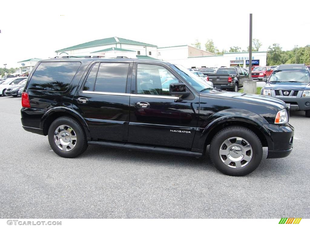 2006 Navigator Luxury 4x4 - Black / Charcoal Black photo #18