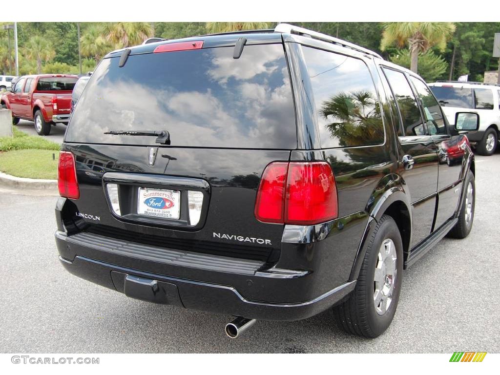 2006 Navigator Luxury 4x4 - Black / Charcoal Black photo #19