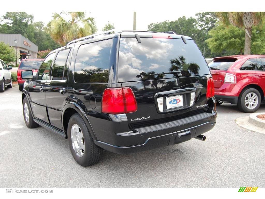 2006 Navigator Luxury 4x4 - Black / Charcoal Black photo #21