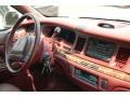 1997 Silver Frost Pearl Metallic Lincoln Town Car Signature  photo #10