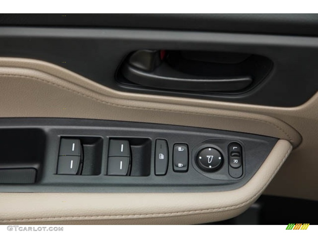 2021 Honda Odyssey EX Controls Photos