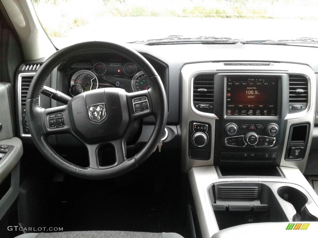 2016 Ram 1500 Big Horn Crew Cab Dashboard Photos