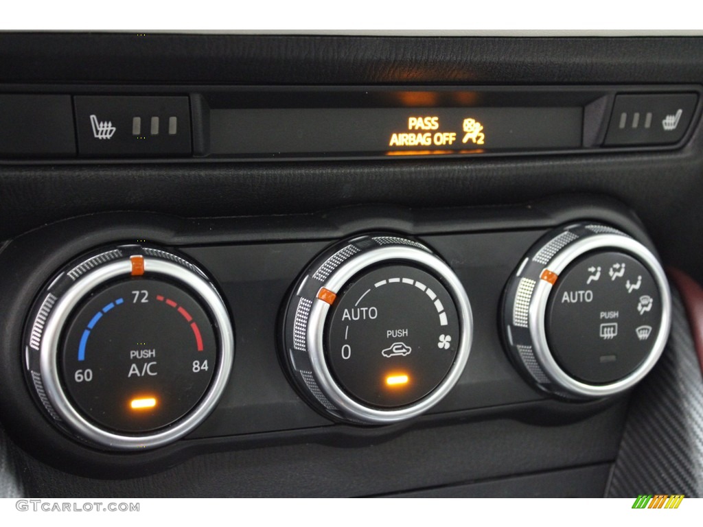 2016 Mazda CX-3 Grand Touring Controls Photo #140003810