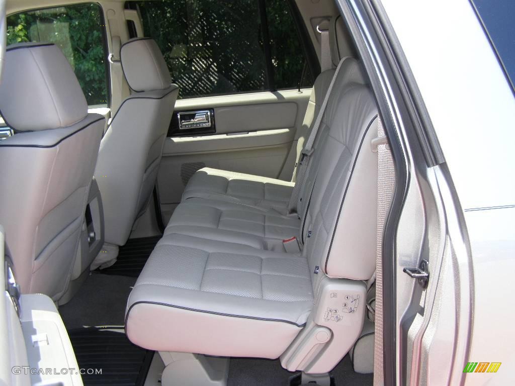 2008 Navigator L Luxury 4x4 - Vapor Silver Metallic / Stone photo #10