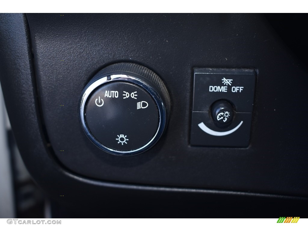 2017 Savana Cutaway 3500 Commercial Moving Truck - Summit White / Pewter photo #10