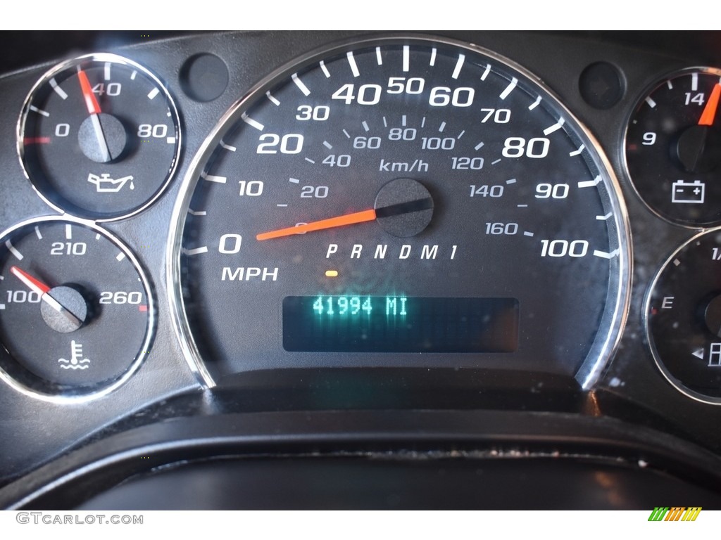 2017 Savana Cutaway 3500 Commercial Moving Truck - Summit White / Pewter photo #13