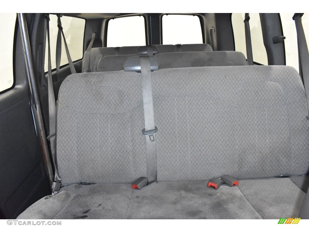Medium Pewter Interior 2016 Chevrolet Express 2500 Passenger LT Photo #140007745