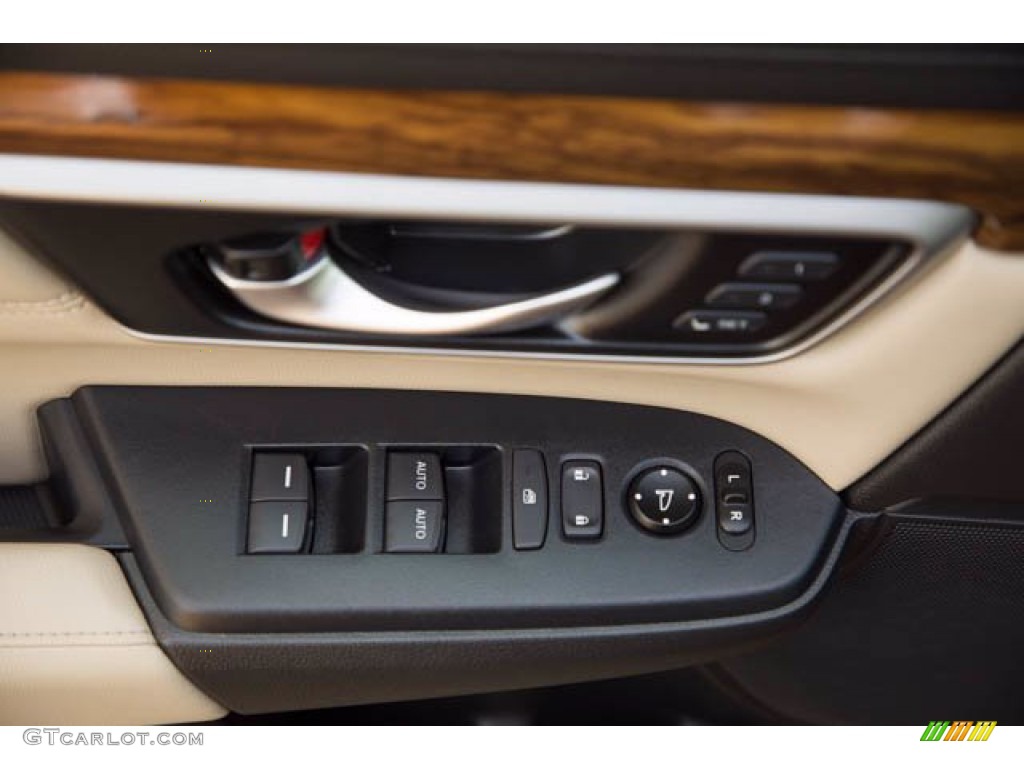 2019 CR-V Touring - Molten Lava Pearl / Ivory photo #30