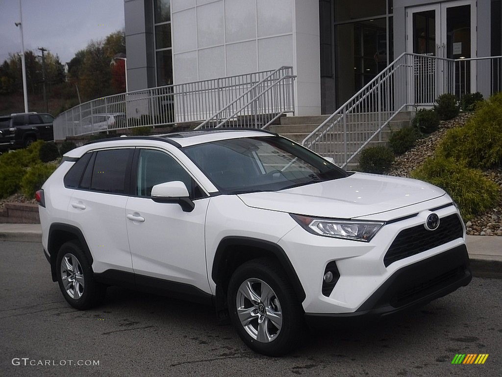 2020 RAV4 XLE AWD - Super White / Black photo #1