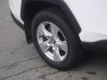 Super White - RAV4 XLE AWD Photo No. 9