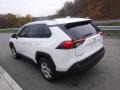 Super White - RAV4 XLE AWD Photo No. 13