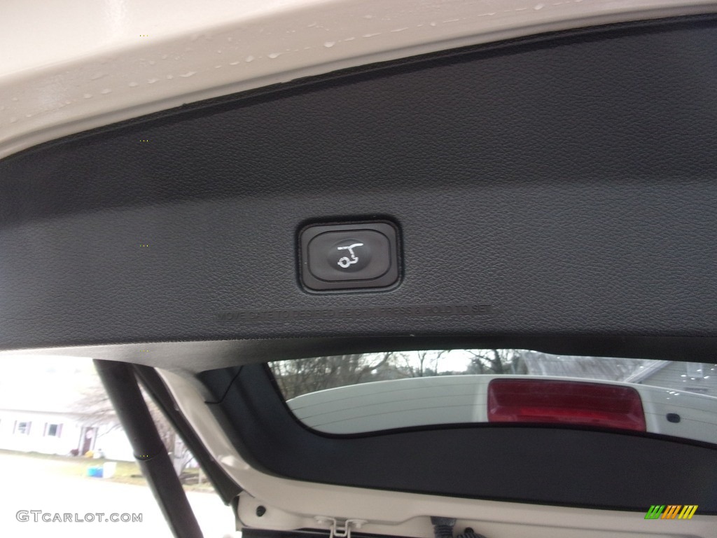 2018 Explorer XLT 4WD - Platinum Dune / Ebony Black photo #10