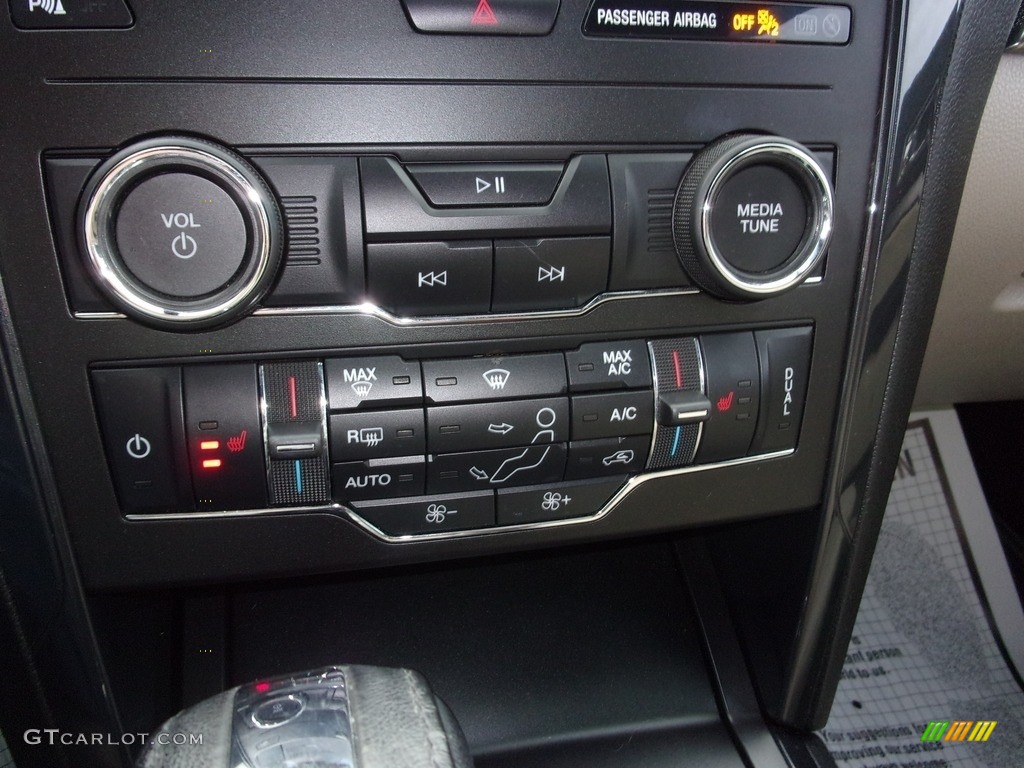 2018 Explorer XLT 4WD - Platinum Dune / Ebony Black photo #28